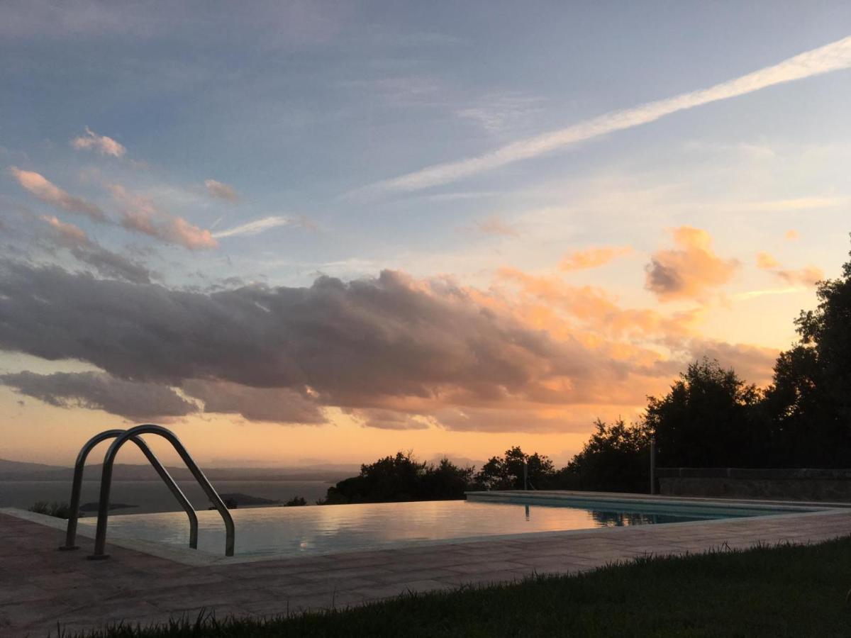 Di Colle In Colle - Country House With Private Pool Туоро-суль-Тразимено Экстерьер фото